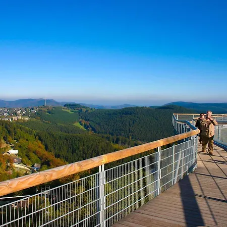 Welcome In - 'rothaarglueck' In Neuastenberg-winterberg Mit Aussicht Und Terrasse Winterberg