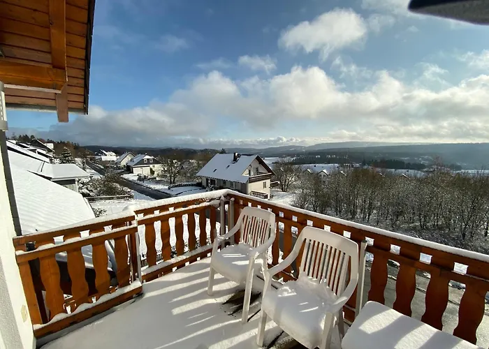 Welcome In - 'rothaarglück' In Neuastenberg-winterberg Met Uitzicht En Terras *